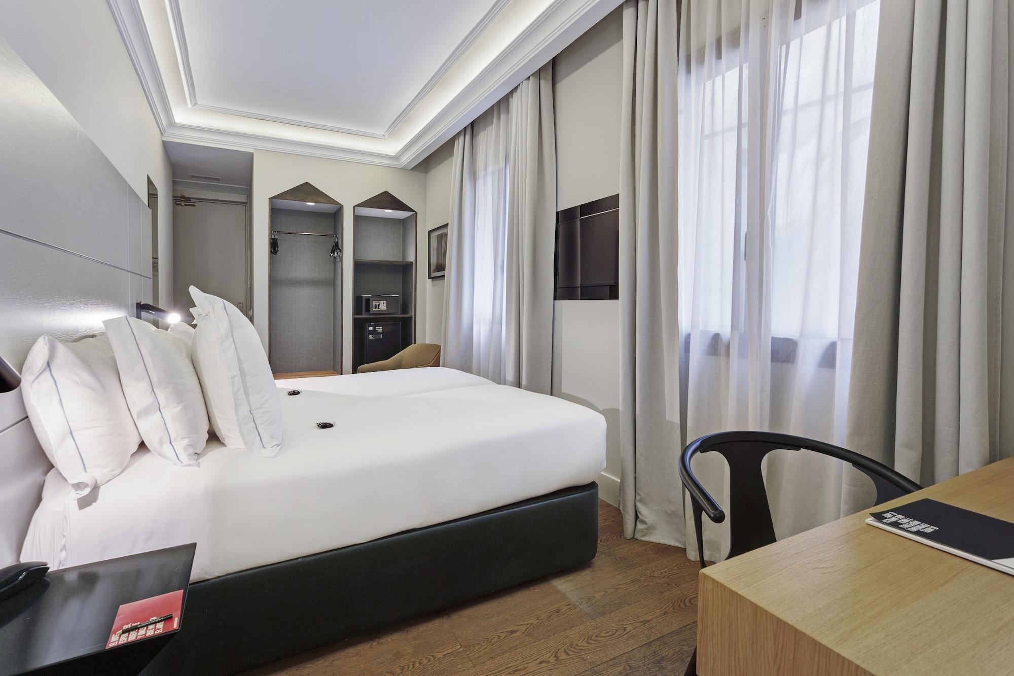 One Shot Recoletos Hotel Madrid Bagian luar foto