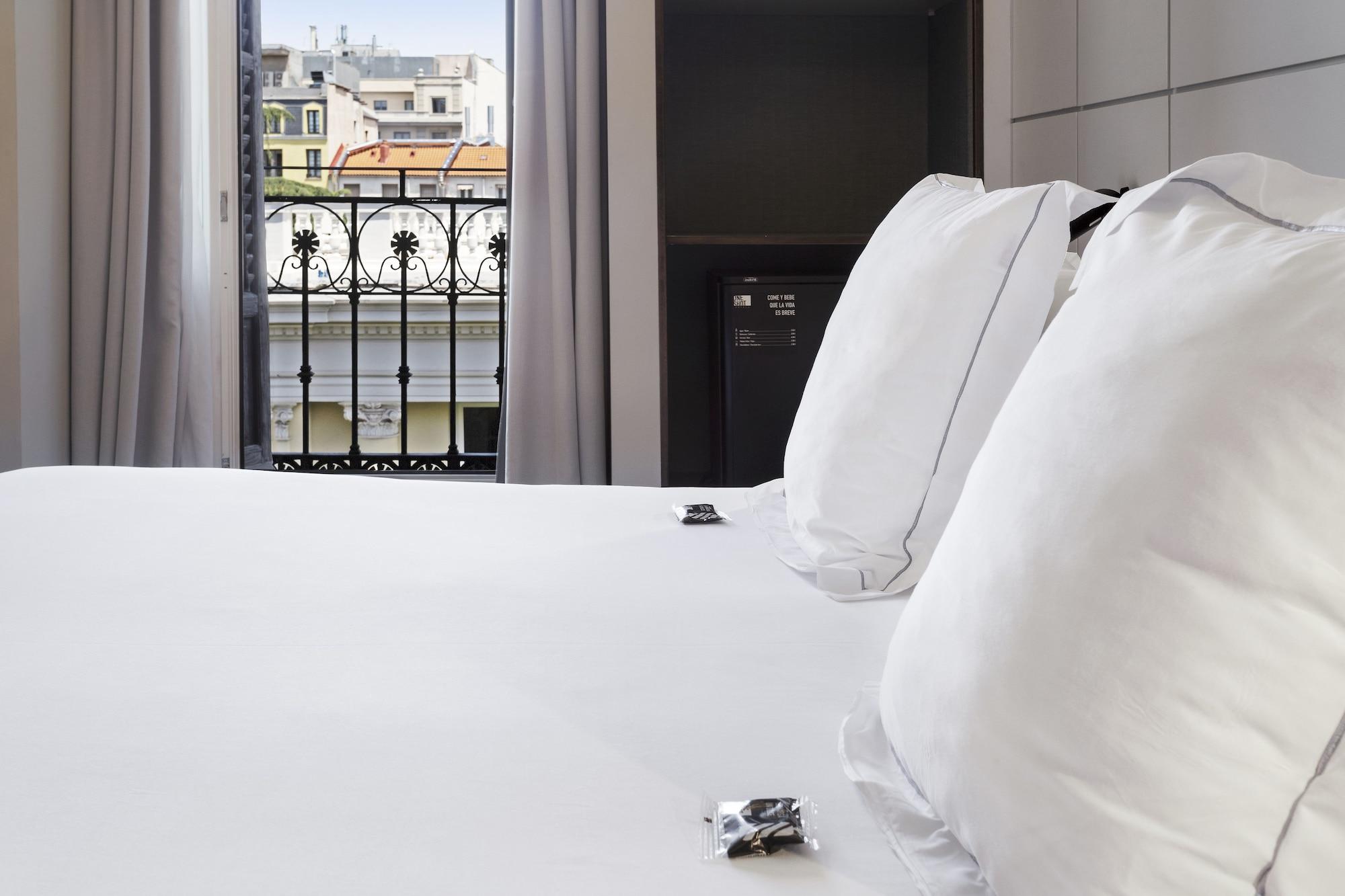 One Shot Recoletos Hotel Madrid Bagian luar foto